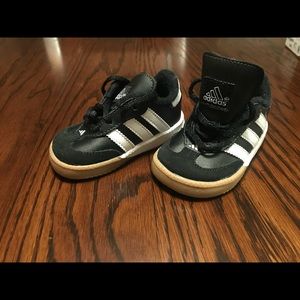 SOLD Adidas kids shoes